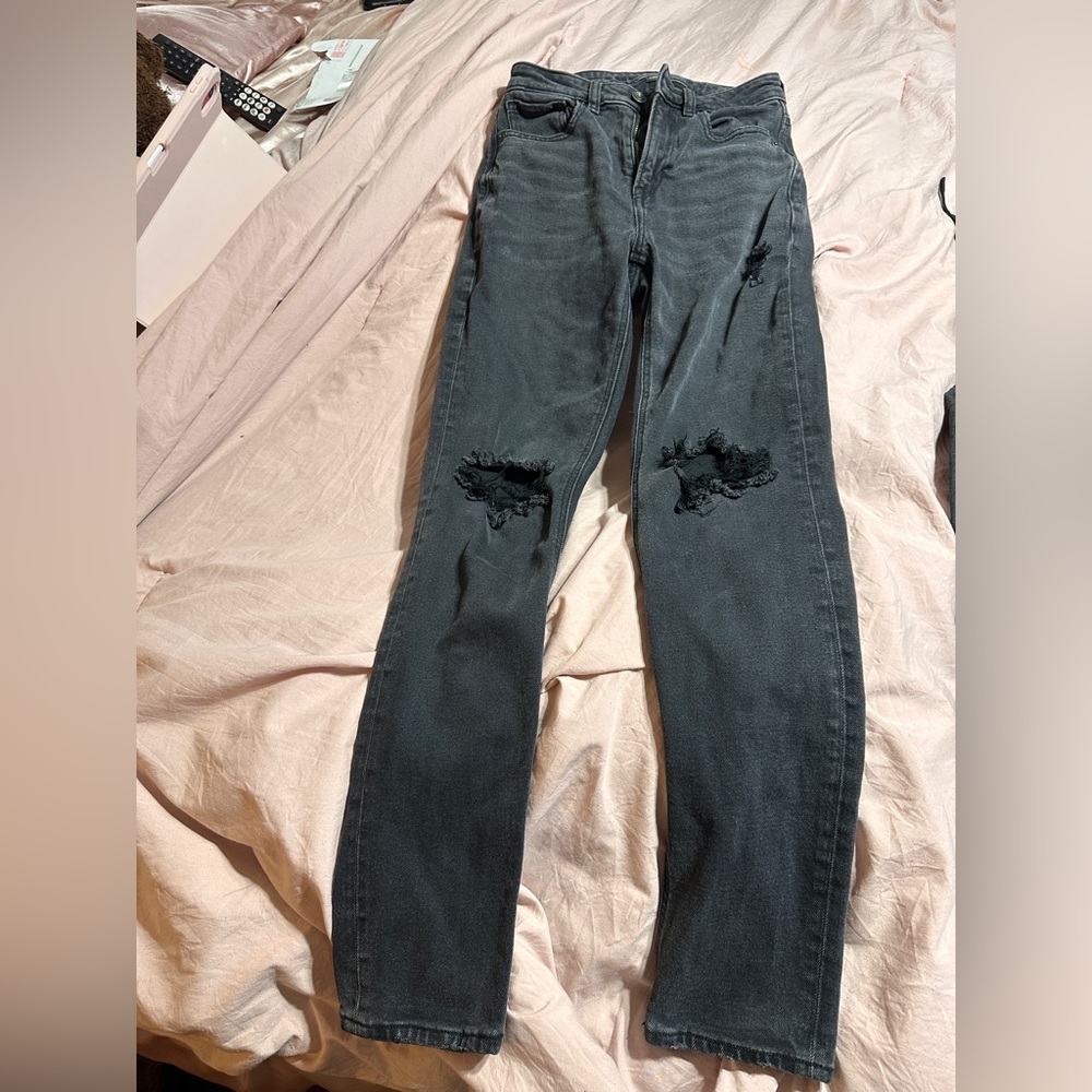 Women’s American Eagle Distressed Black Jeans